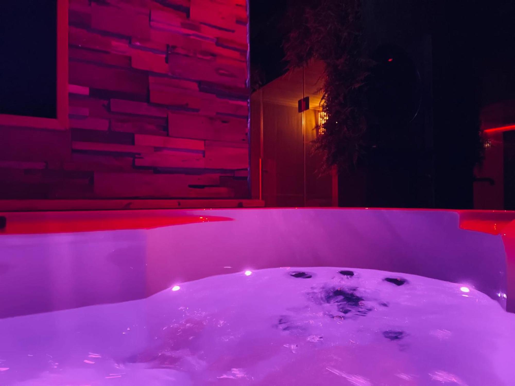 Love Room - Espace Bien Etre L'Osmose Wimereux Exterior foto